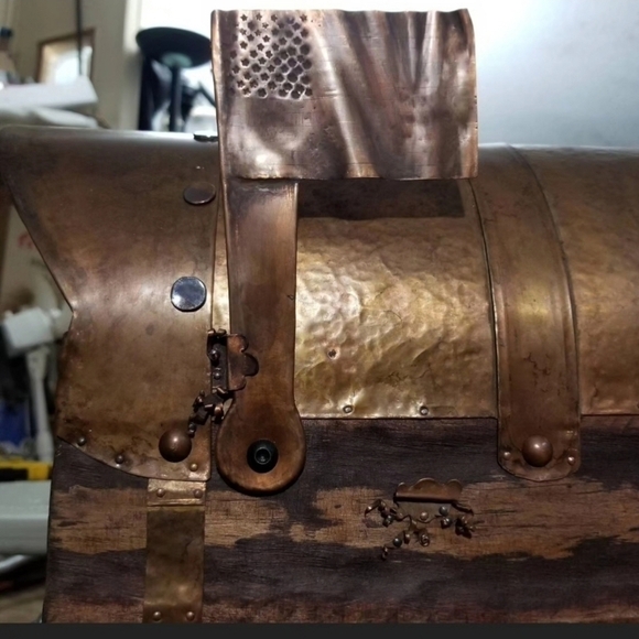 Custom art house numbers or flags - Picture 2 of 5